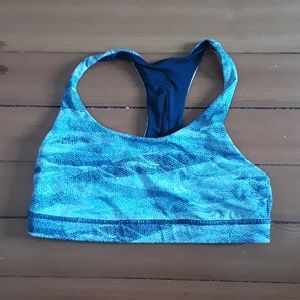 Lululemon sports bra
